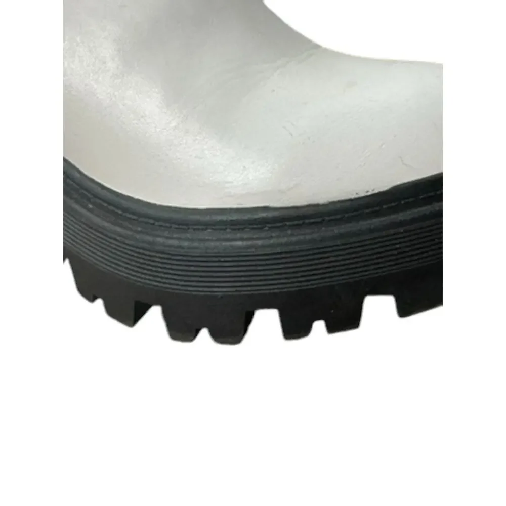 Urban Outfitters Chloe Chelsea Boot In White Women's Size 8